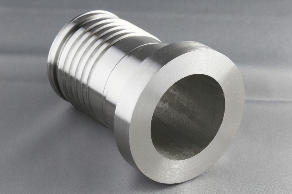 ステンレス｜切削加工事例｜難削材・ステンレスの切削加工 株式会社タカヤマ