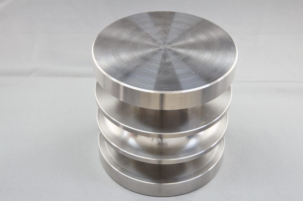 ステンレス｜切削加工事例｜難削材・ステンレスの切削加工 株式会社タカヤマ