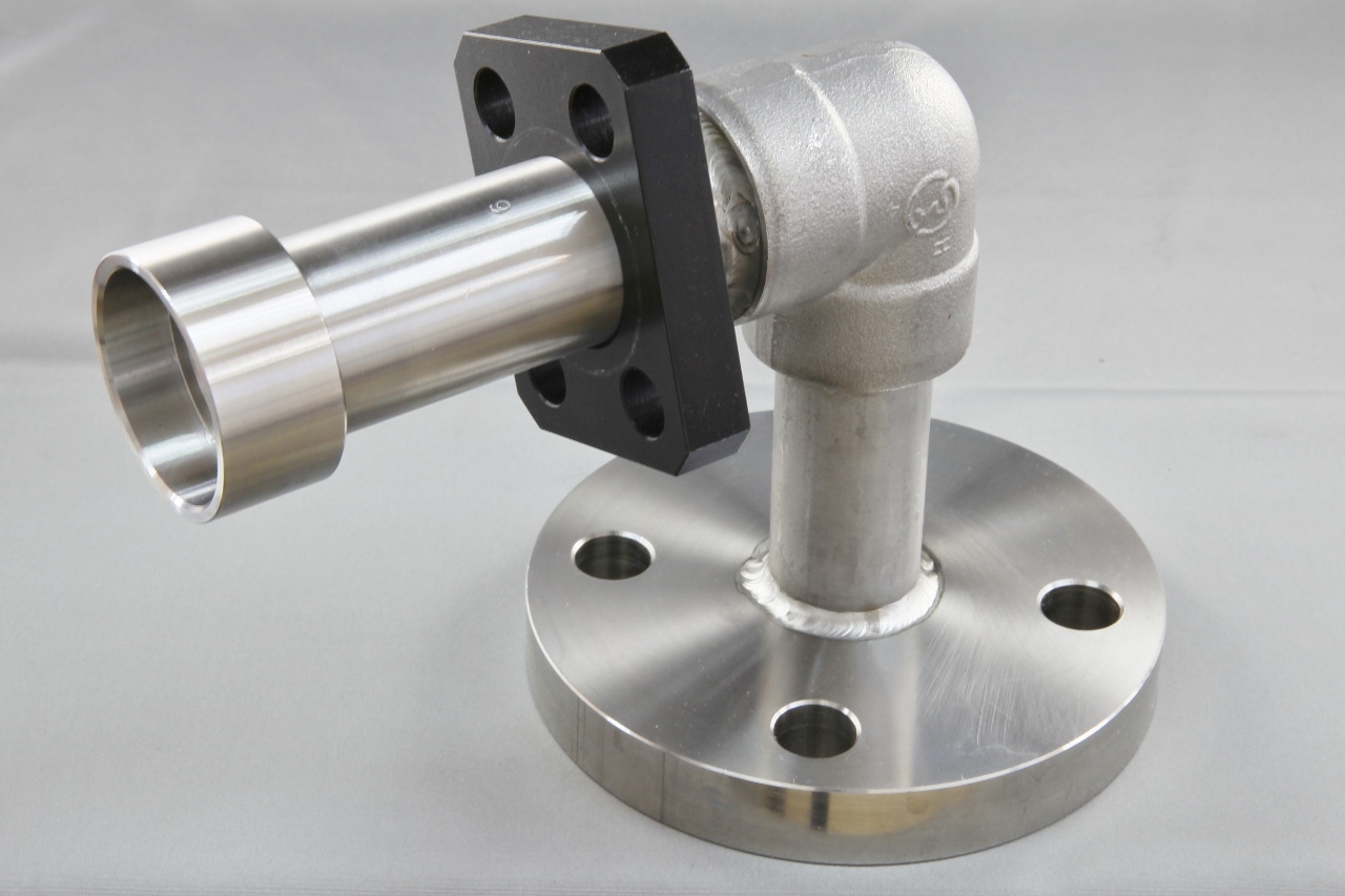 ステンレス｜切削加工事例｜難削材・ステンレスの切削加工 株式会社タカヤマ｜Page:3