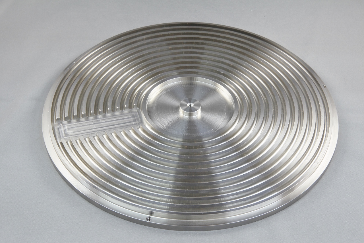 ステンレス｜切削加工事例｜難削材・ステンレスの切削加工 株式会社タカヤマ